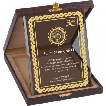 Kutulu Kristal Plaket